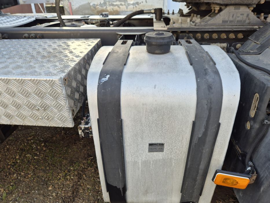 Ansamblu basculabil Volvo+ Schmitz