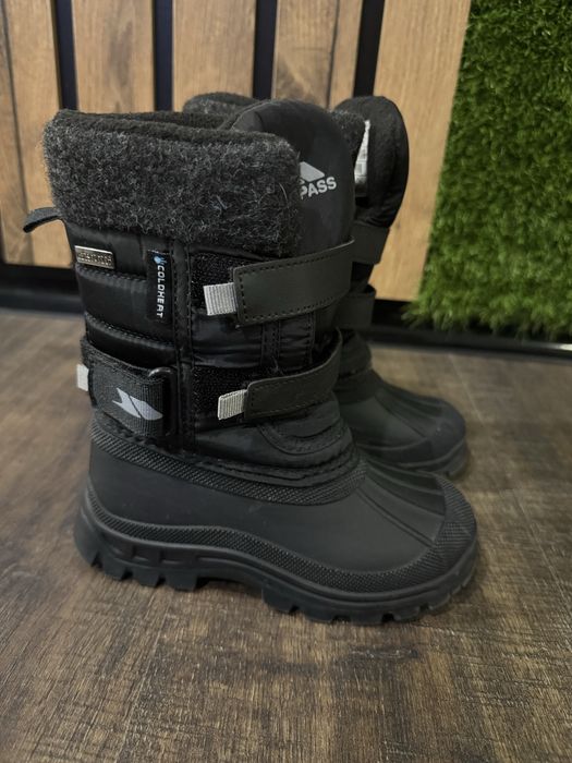 Детски апрески TRESPASS