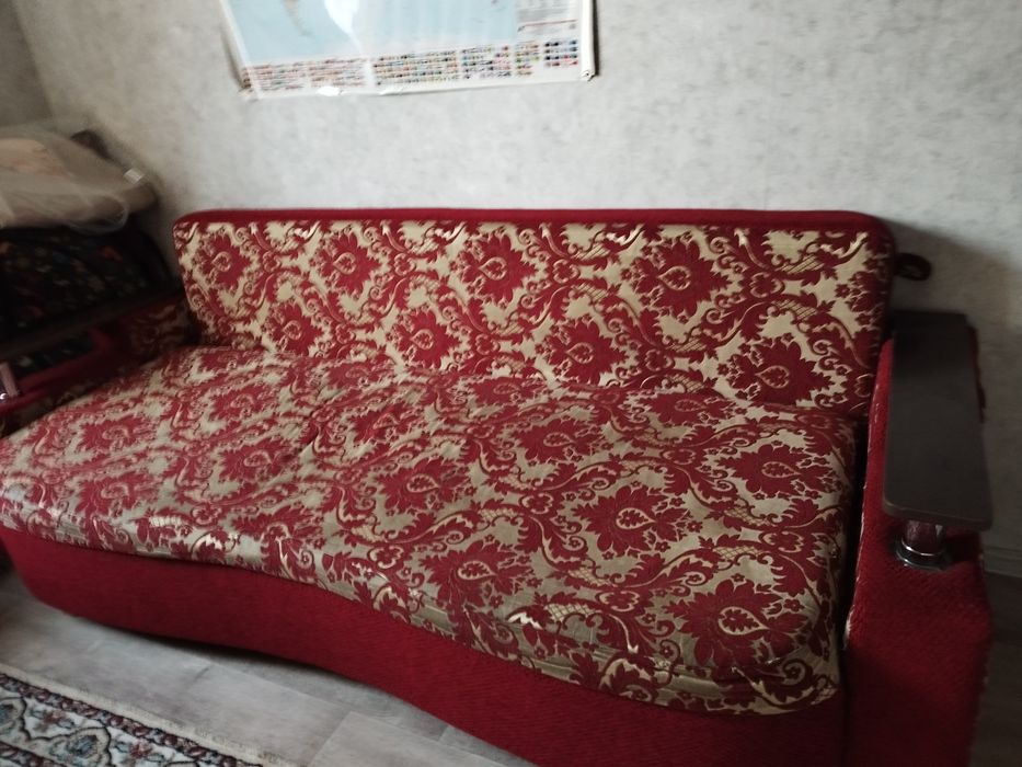 Продам Диван , состояние хорошее