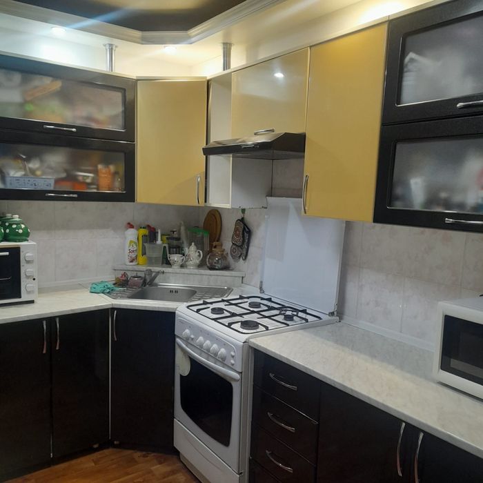 Кухонный гарнитур