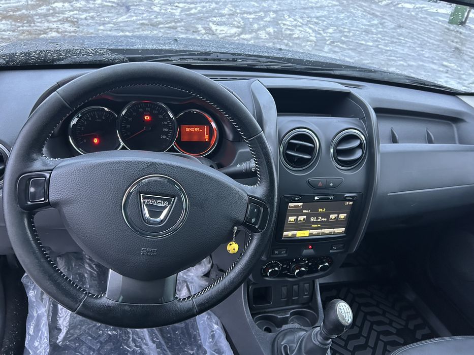 Dacia Duster 2015 full