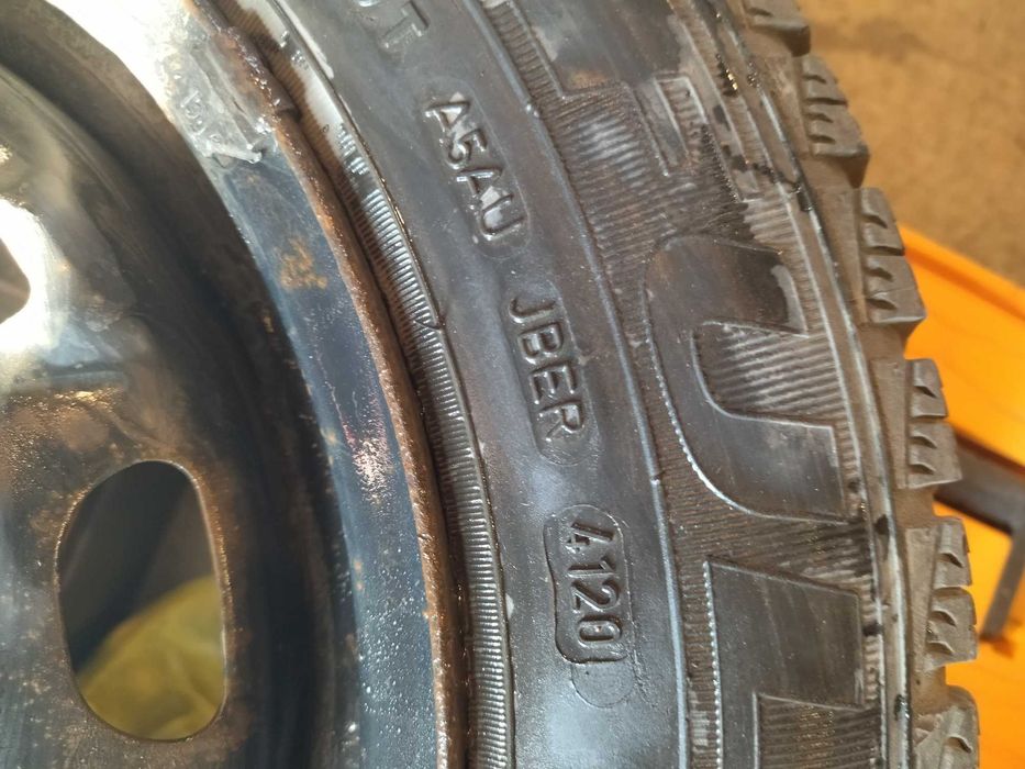 Джанти 6j x 14 за Шкода,WV ...със зимни гуми Fulda 165/70/14