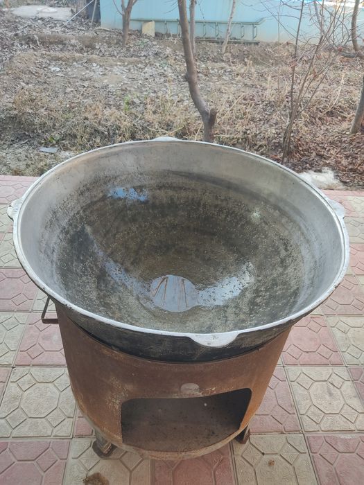 Продается казан с очагом. Казон сотилади учоги билан