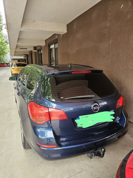 OPEL Astra 2011 — imagine 2