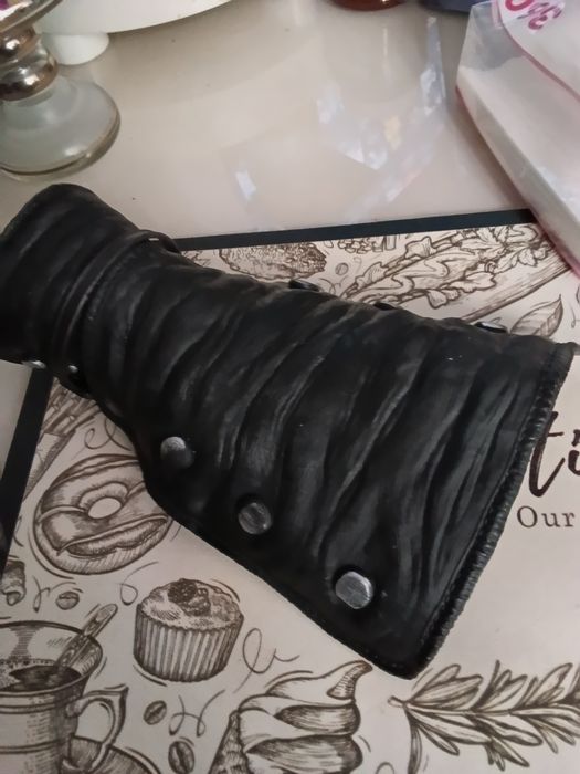 Скрытый клинок assassin's Creed