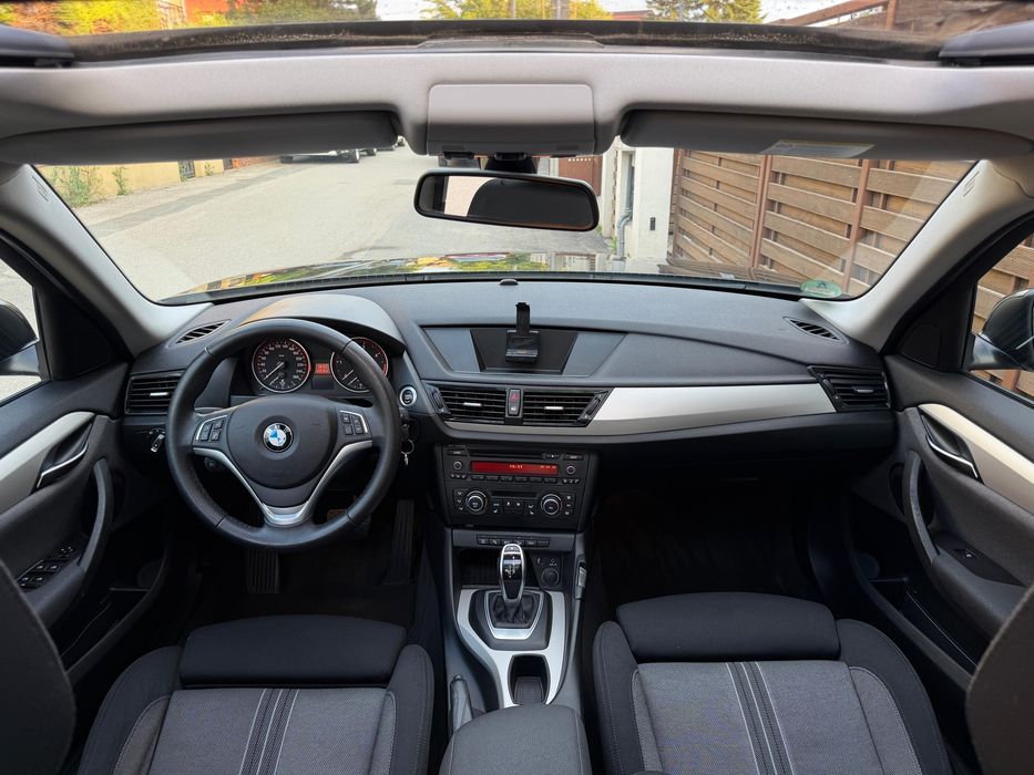 Bmw X1 Face Lift 4x4 Cutie joystick 8 Vit Km reali panoramic stare absolut impecabila