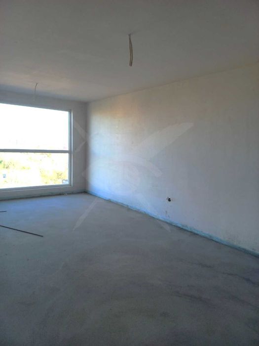 Продава се Двустаен апартамент в Пловдив, Южен - 76 кв.м за 612 €/кв.м - Снимка #1