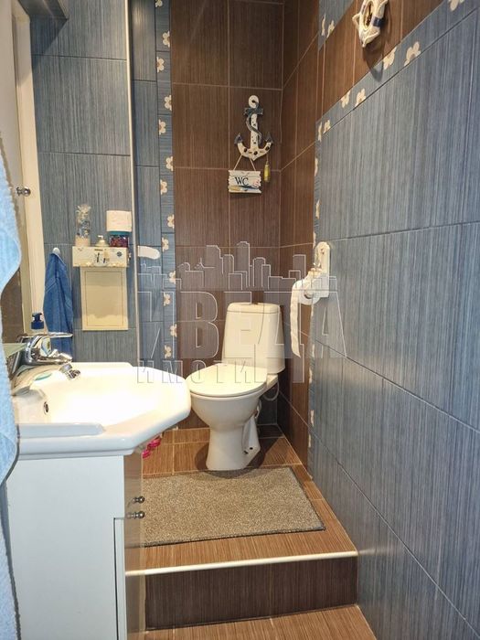 Продава се Тристаен апартамент в Варна, Възраждане 2 - 80 кв.м за 1563 €/кв.м - Снимка #10