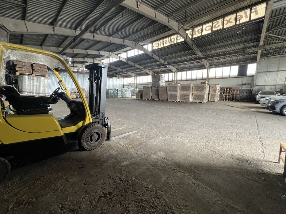 Дава се под наем Склад в с. Яна, Област София-град - 920 кв.м за 3680 € - Снимка #4