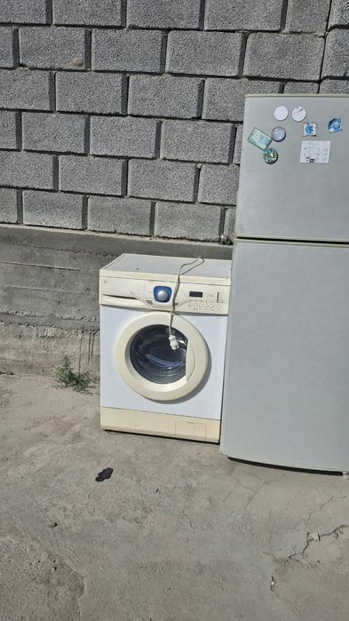 Холодильник срочна 20к