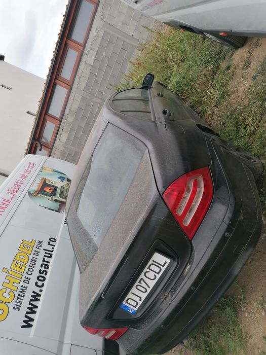 Vand Opel zafira b și Mercedes c200