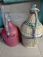 Продавам стъклени дамаджани