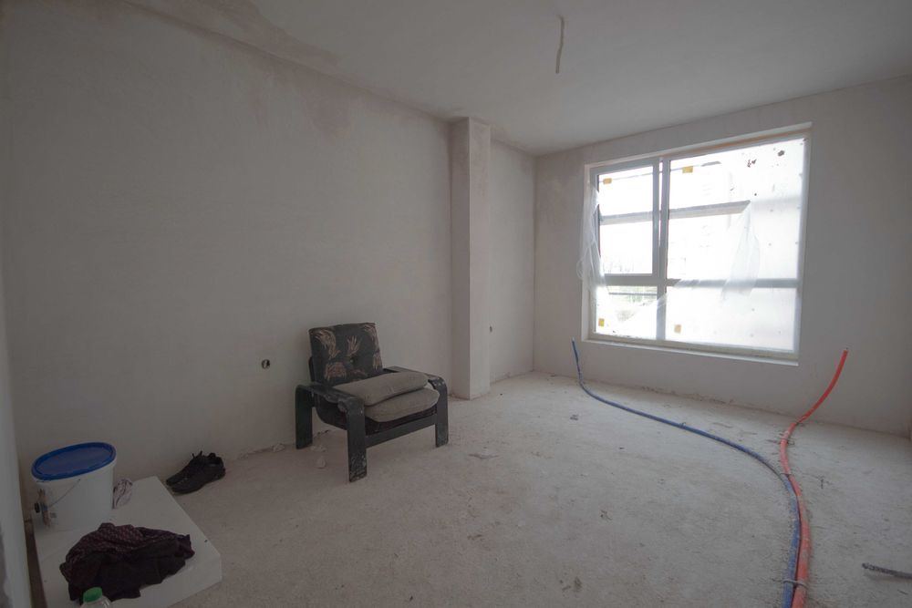 Продава двустаен апартамент в Студетски град