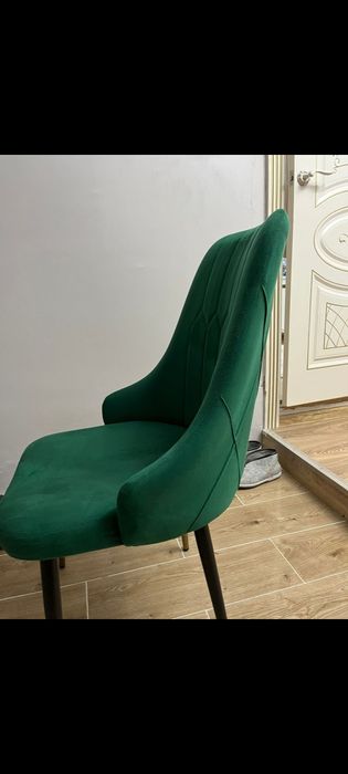 Продам стулья почти новые