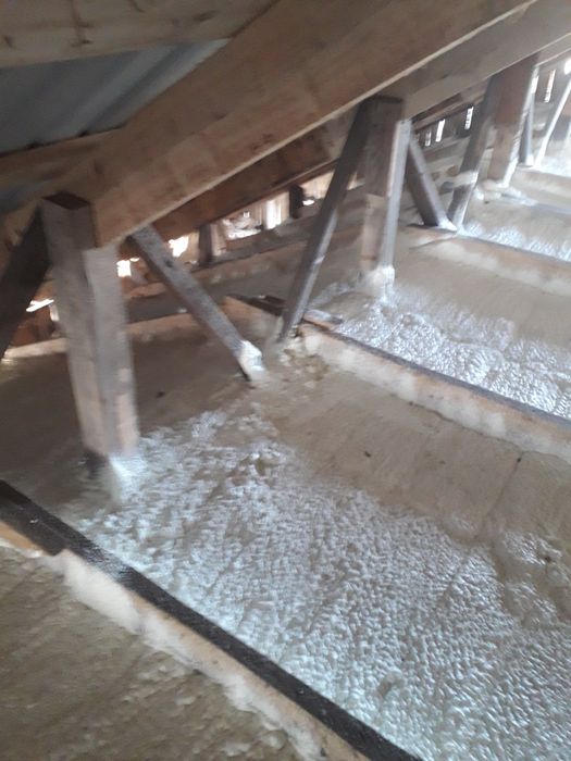 Утепление  ппу- пенополиуретаном. пена