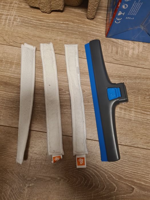 Aparat de curatat geamuri Dirt Devil DD400 , aspirator geamuri