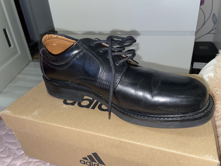 Pantofi bărbați piele