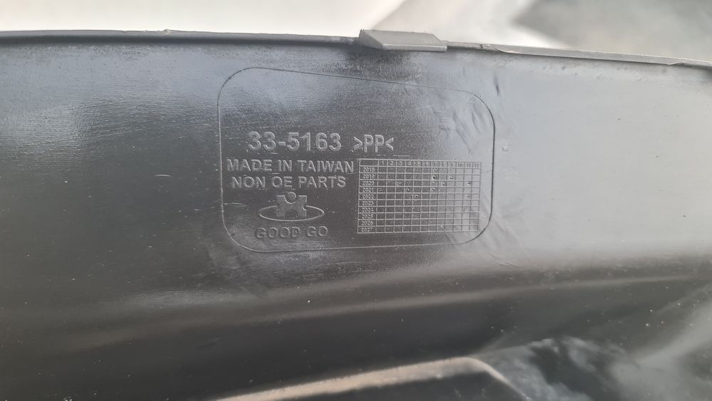 Spoiler difuzor bara spate BMW 5 G30 M5 F90