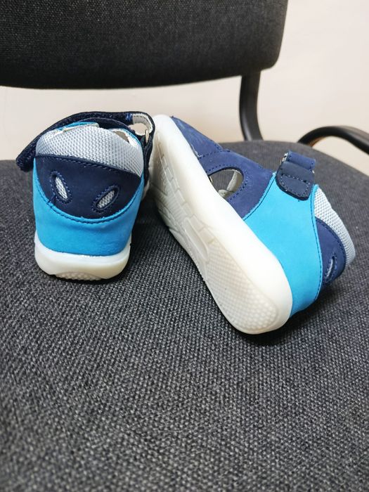 Страхотни детски сандалки - естествена кожа - 35.00 лева