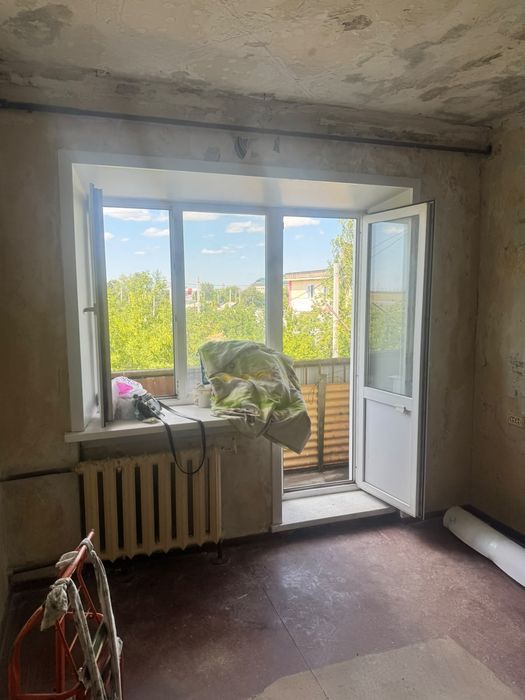Продам квартиру п.Аксу