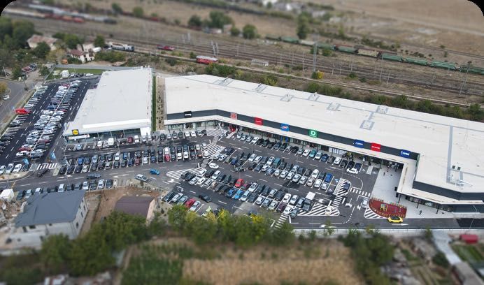 Retail park in Rosiorii de Vede de vanzare