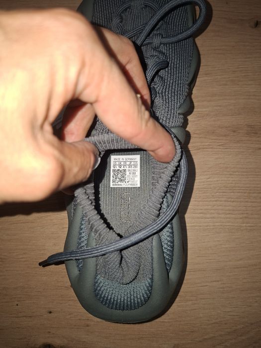 Yeezy Adidas 47 1/3