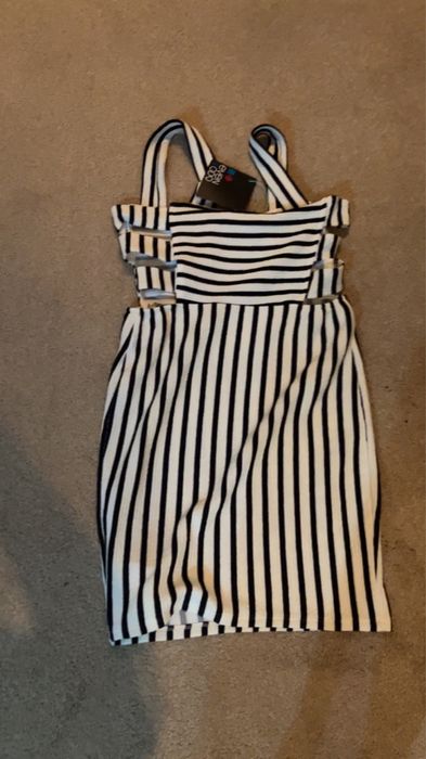 Rochie de zi dungi
