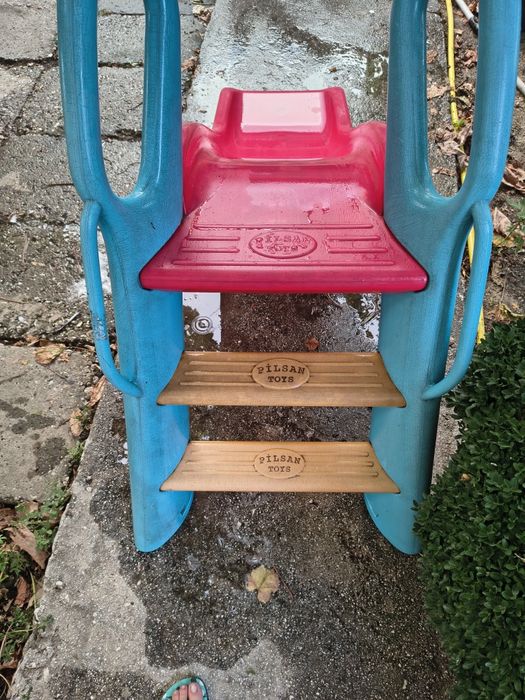 Детска пързалка Пилсан