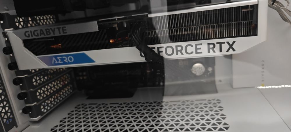 Nvidia rtx 4060 ti 16gb aero