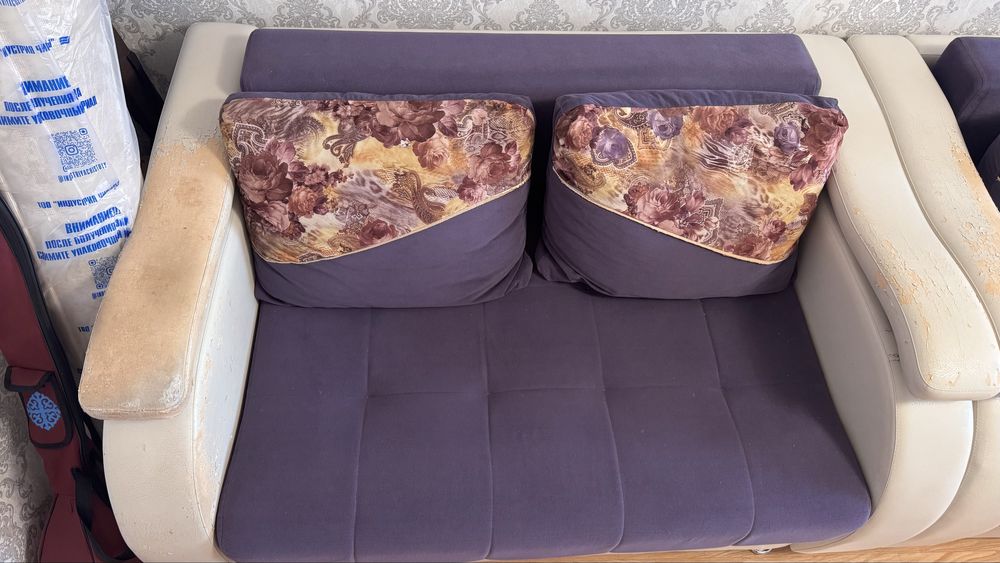 Мягкий уголок тройка