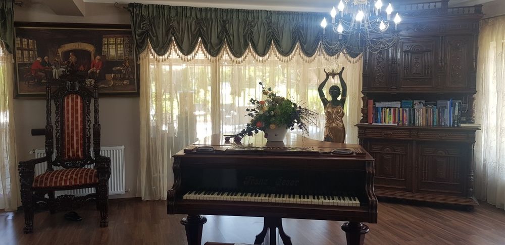 Vand draperii ornamentale,matase naturale,verde smarald