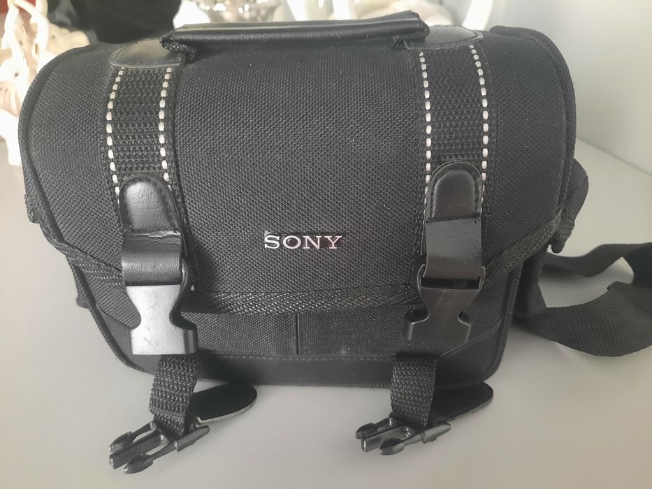 Видеокамера Canon DVD DC100