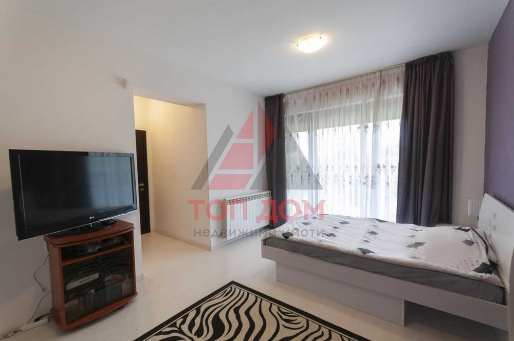 Продава се Къща в Варна, м-т Траката - 210 кв.м за 1881 €/кв.м - Снимка #12