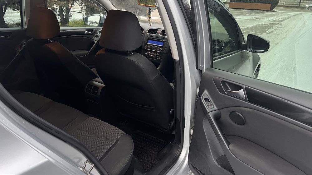 Volkswagen golf 6 / 2.0TDI