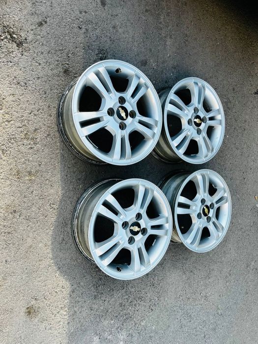 Срочно продам диски r15
