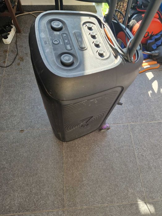 JBL partybox 320