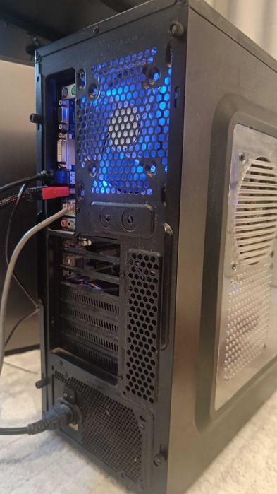 PC DeepCool Компютър 8GB Ram