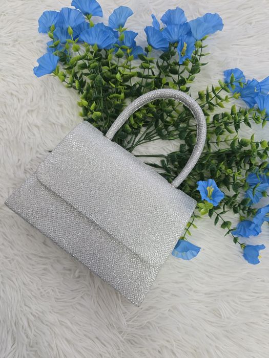 Дамски официални чанти