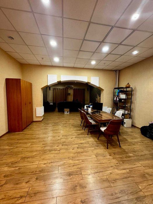 Дом ул. Эхтиром. 3.4 сотки 4 комнаты. В Махалле Саломатина. 2х этажный