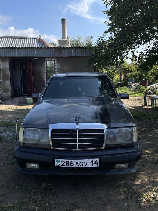 Mersedec benz w124 3л