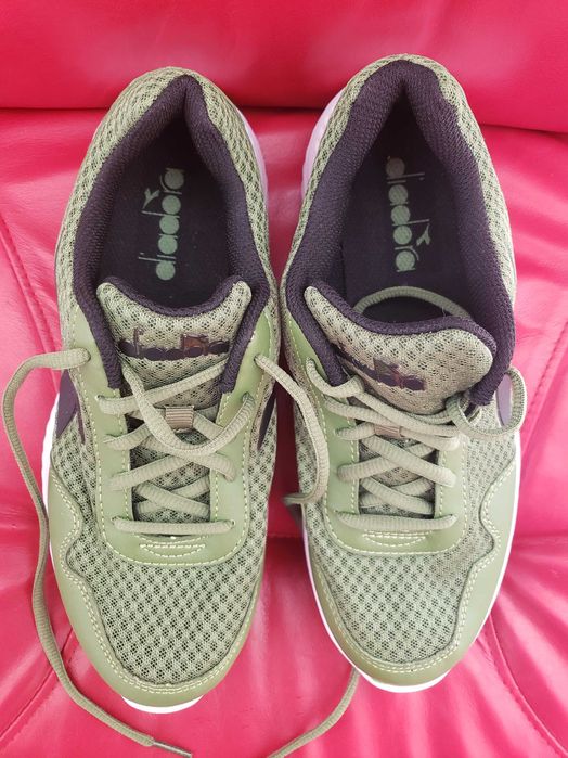 Маратонки Diadora