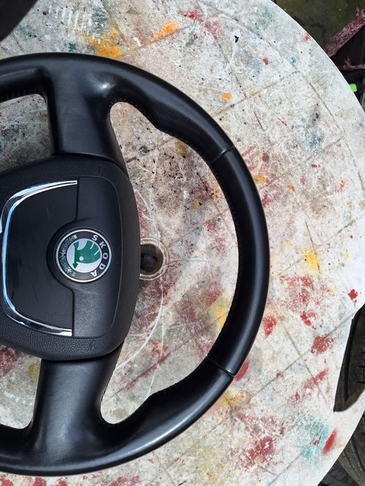 Volan pile 3 spite Skoda Octavia 2 facelift