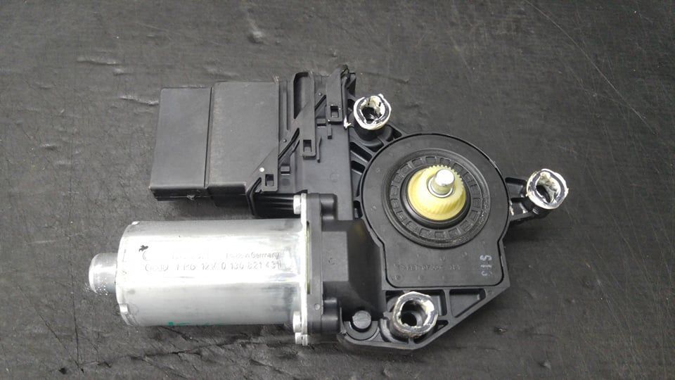 Motoras macara geam stanga spate vw golf 5 1k1 1k4839401e 1k0959703k 994900300