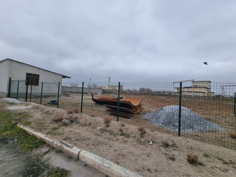 Навоий шахар - Нотурар ер жой 50 сотих !!