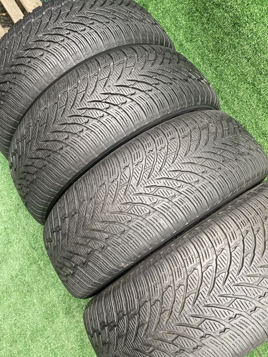 Set 4 anvelope Iarna Nokian Tires WR SUV 4 235 60 R18 107V 6,3-5,6mm