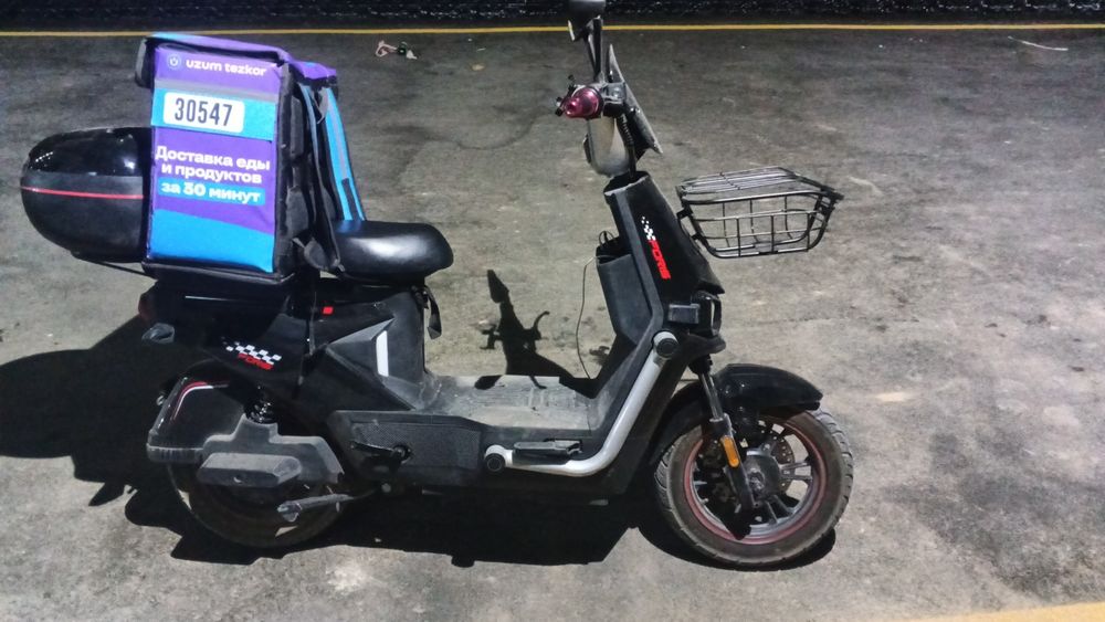 Продаю электро скутер с двумя батарейками