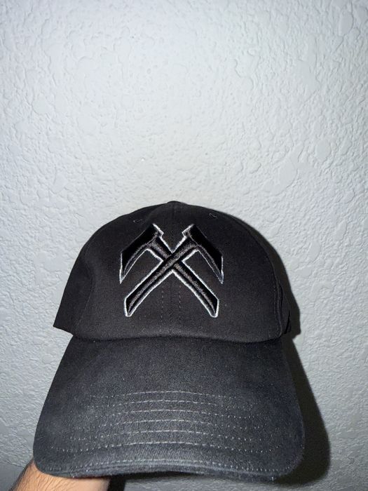 Луда шапка.