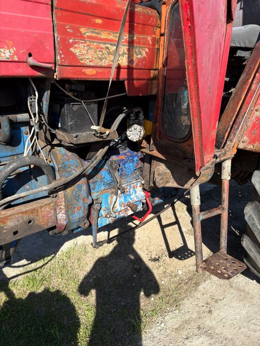 Vand tractor u650 cu plug pp4