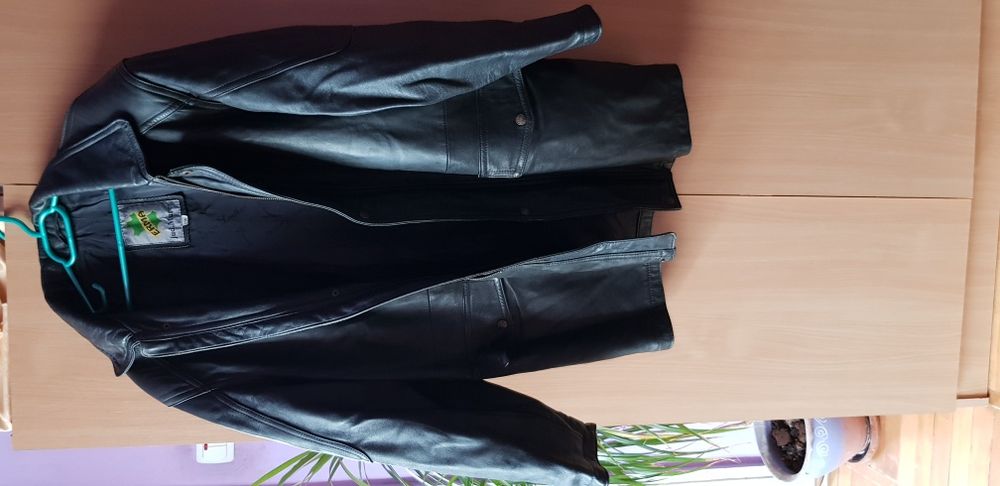 Haină de piele 3/4 mărimea 54