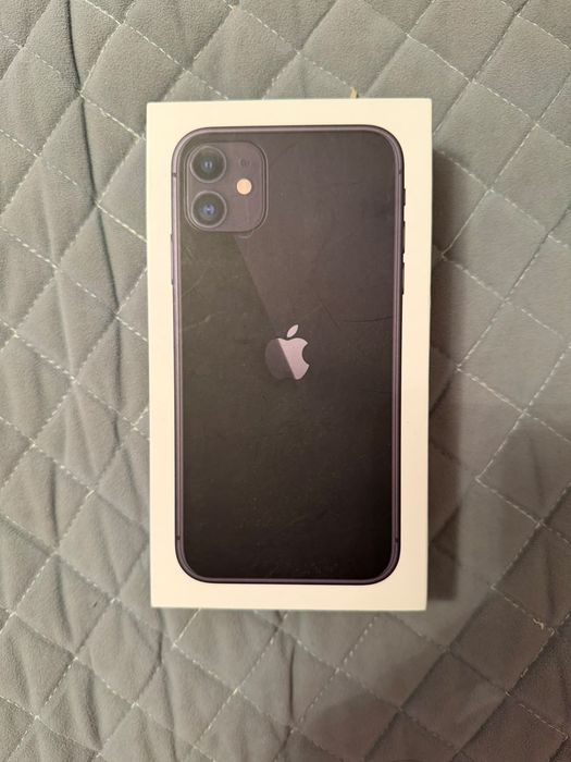 Продам iphone11 на 64gb